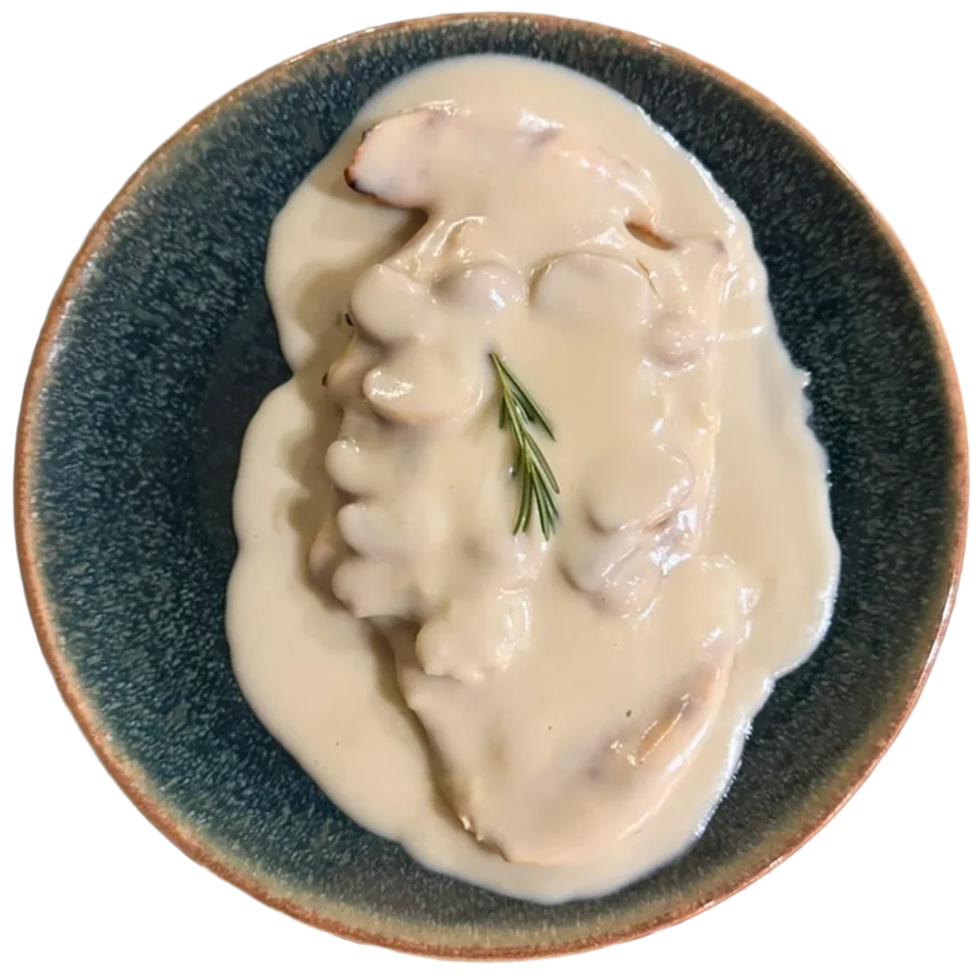 Pollo con Champiñones a la Crema